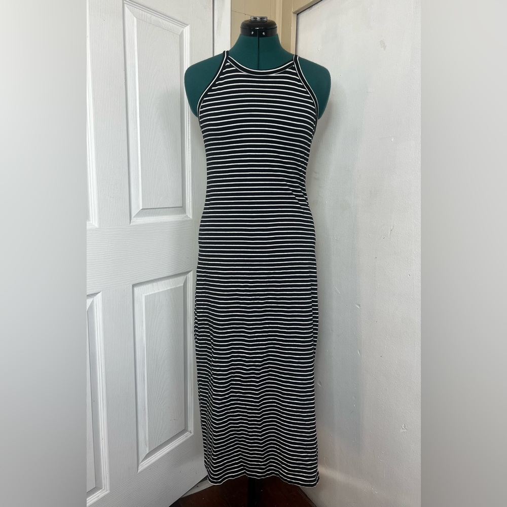 Old Navy Stripe Bodycon Dress For Women Small Pre Owned Pristine Condition